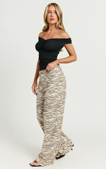 Lioness - Top Model Jean in Zebra