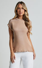 Tinaya Top - Raglan Shell Top in Sand