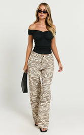 Lioness - Top Model Jean in Zebra