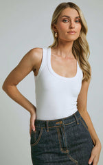 Naima Top - Scoop Neck Tank in White