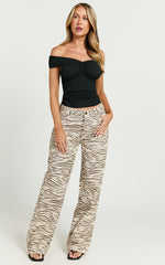 Lioness - Crue Off Shoulder Top in Onyx