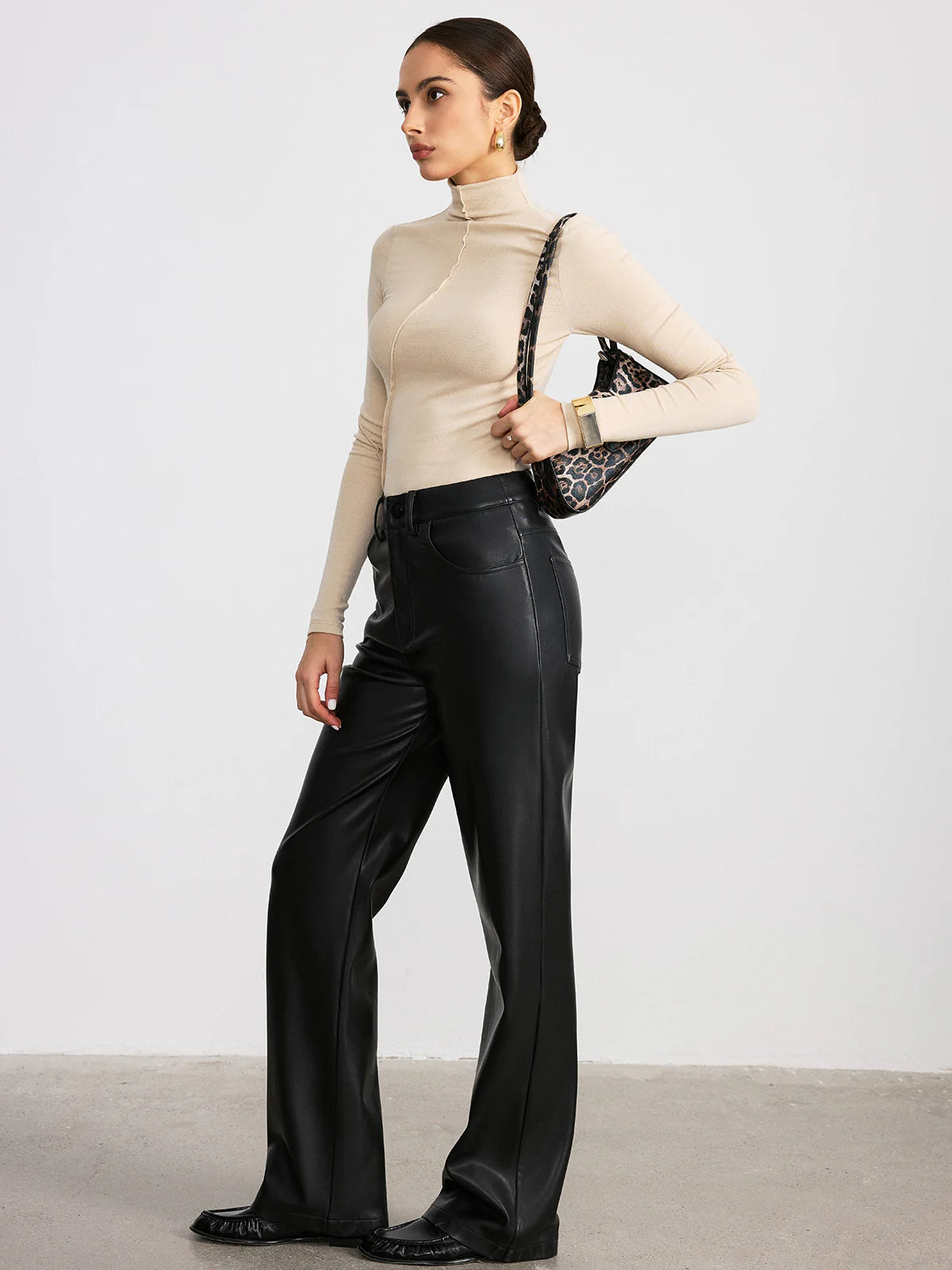 Seam Detail Turtleneck Slim T-Shirt