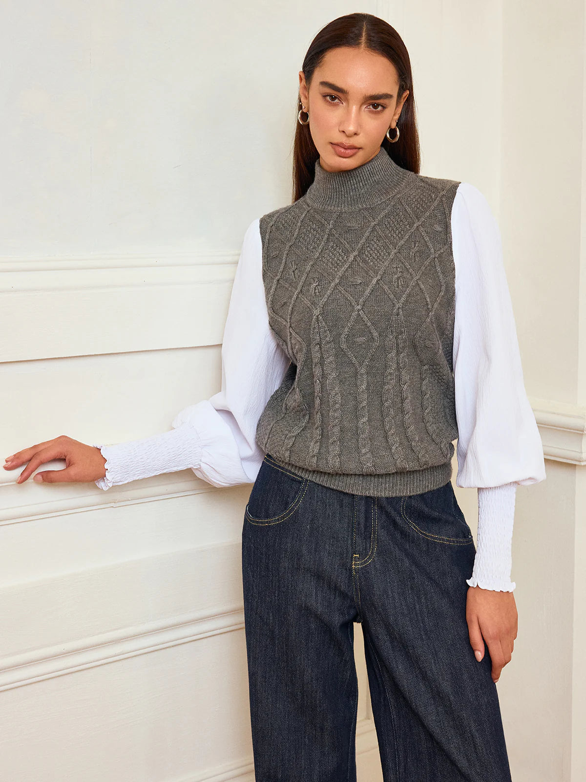 Leg-Of-Mutton Sleeve Panel Cable-Knit Sweater