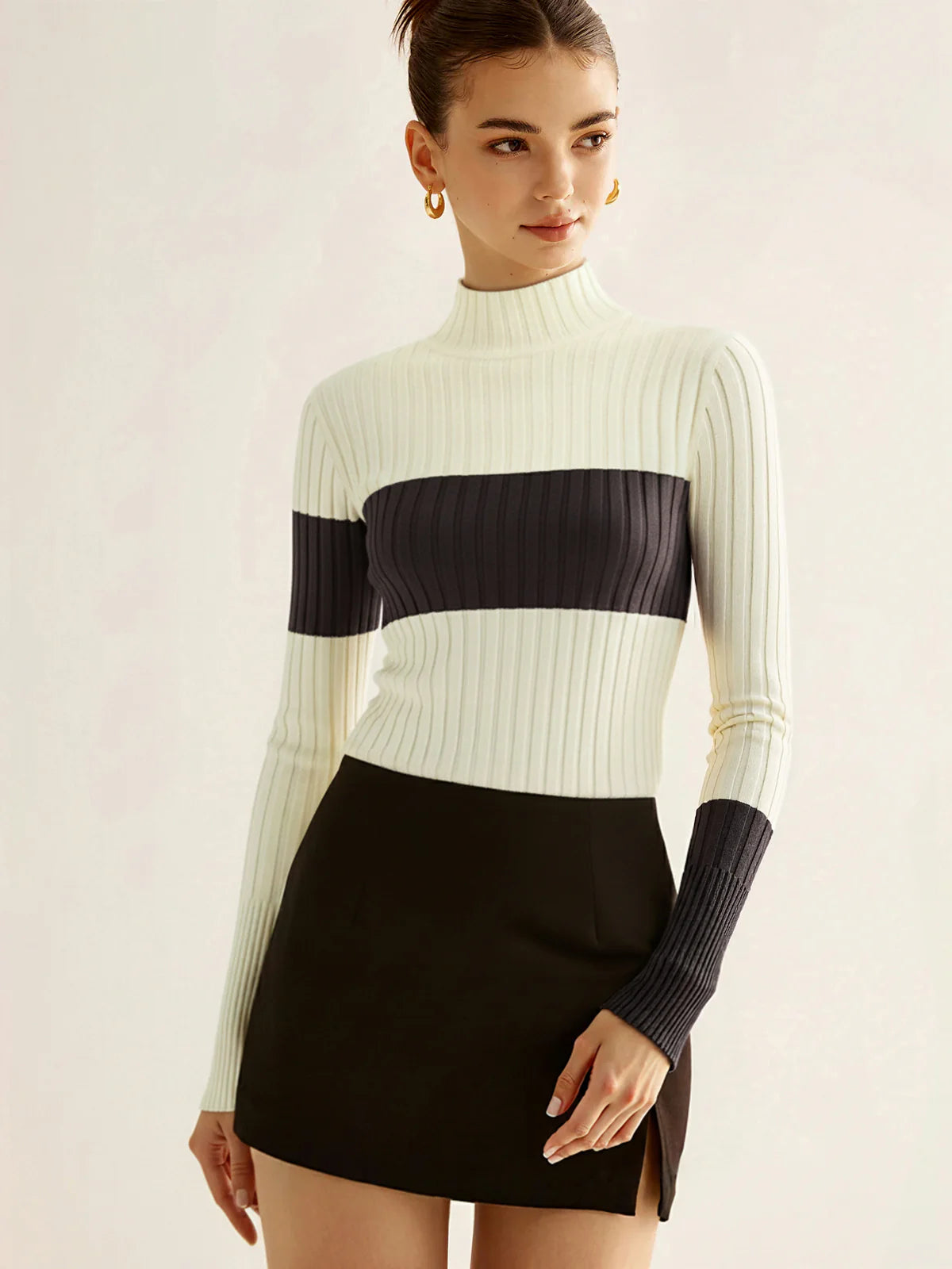 Color-Block Mock Neck Ribbed Knit Top