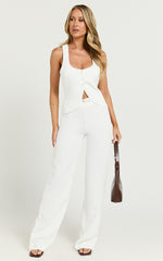 Romeo Pants - Straight Leg Mid Waist Tailored Pants in White