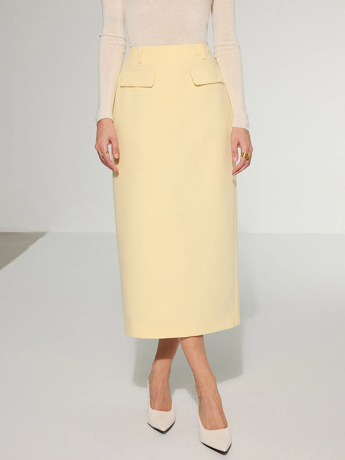 Decor Pocket Back Slit Midi Skirt